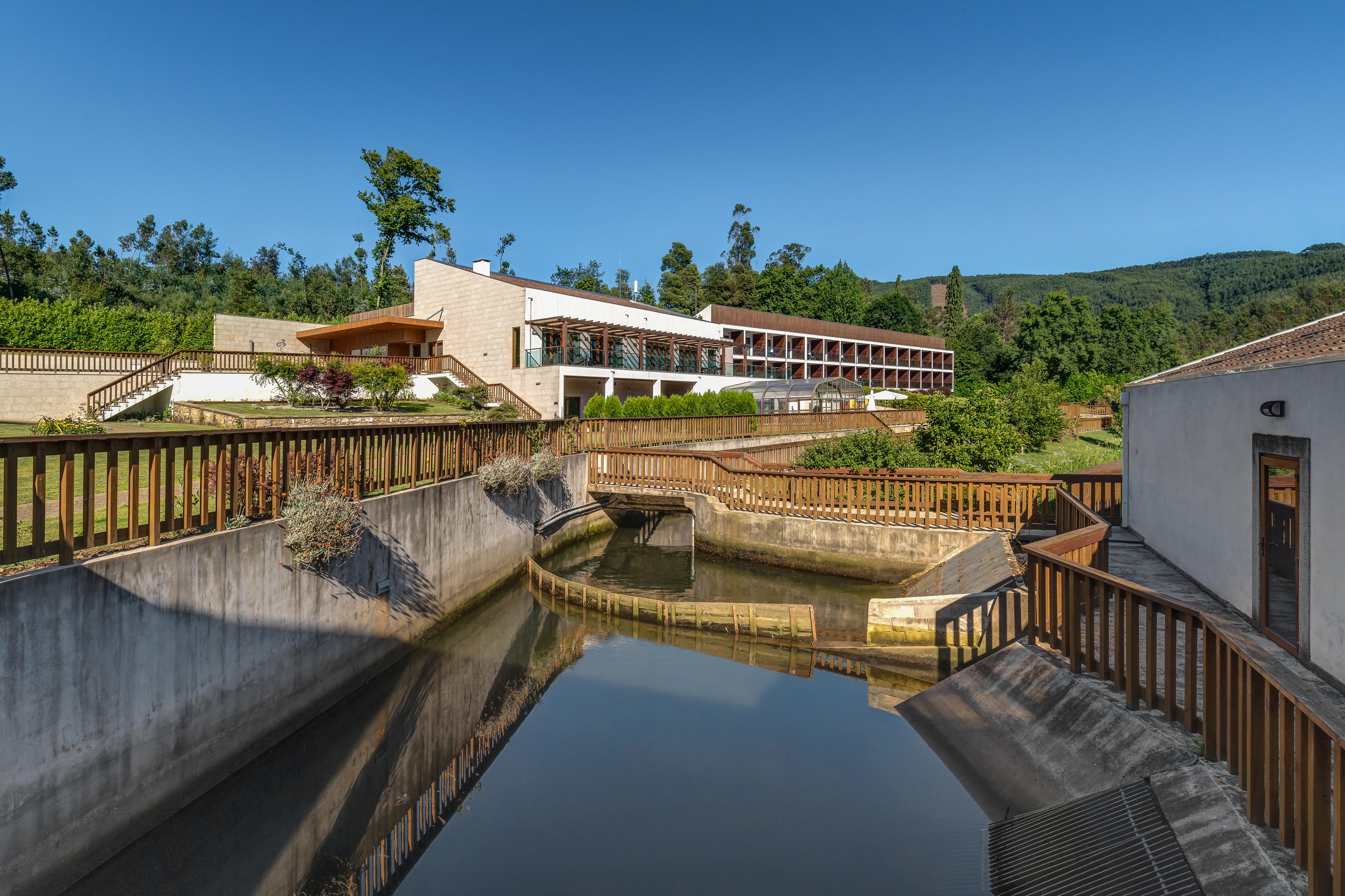Hotel Rural Vale Do Rio Oliveira de Azemeis Exterior photo