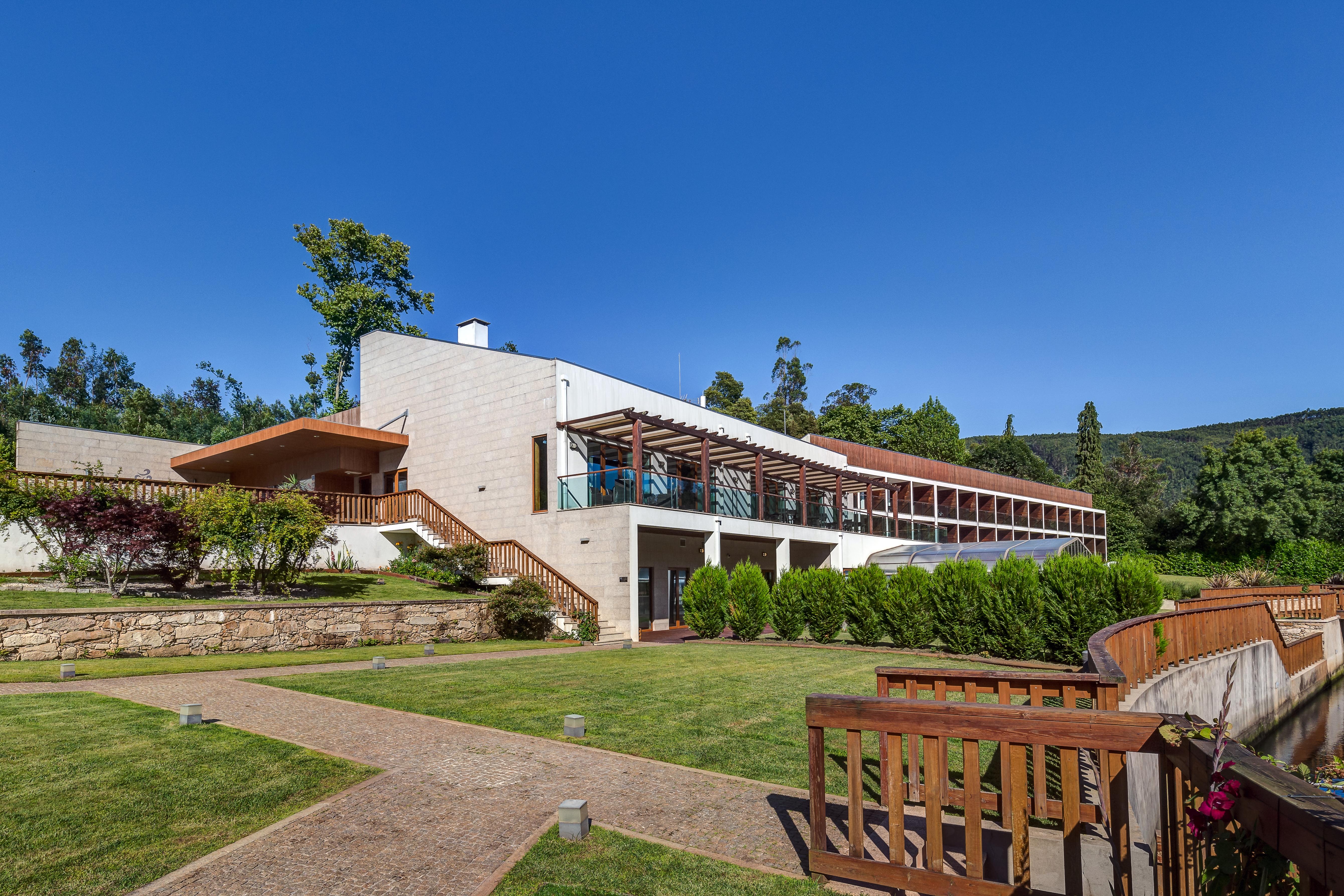 Hotel Rural Vale Do Rio Oliveira de Azemeis Exterior photo