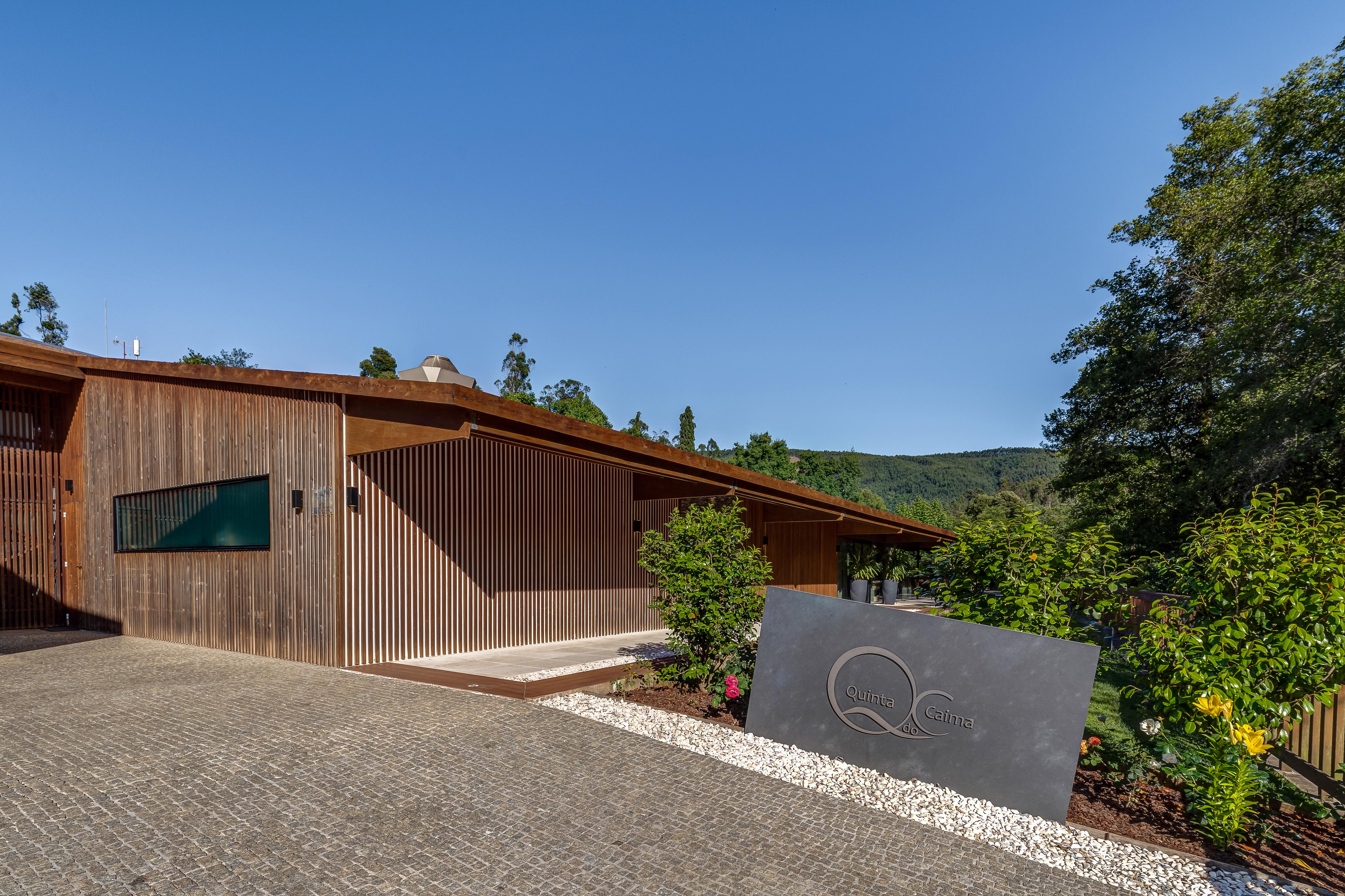 Hotel Rural Vale Do Rio Oliveira de Azemeis Exterior photo